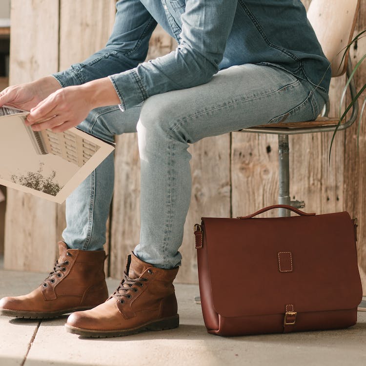 Opt for the Best Computer Briefcase Bag to Show Your Sharp Taste – Bosidu